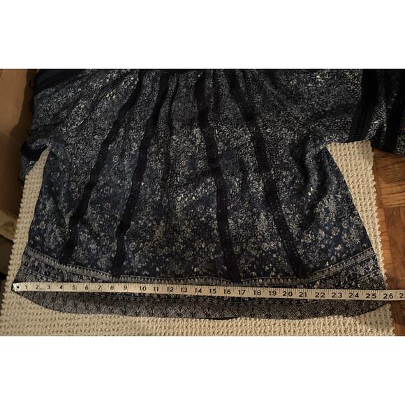 Elie Tahari L Silk Blouse Blue Cold Shoulder Metallic Embroidery Pleated Chiffon - Picture 12 of 14